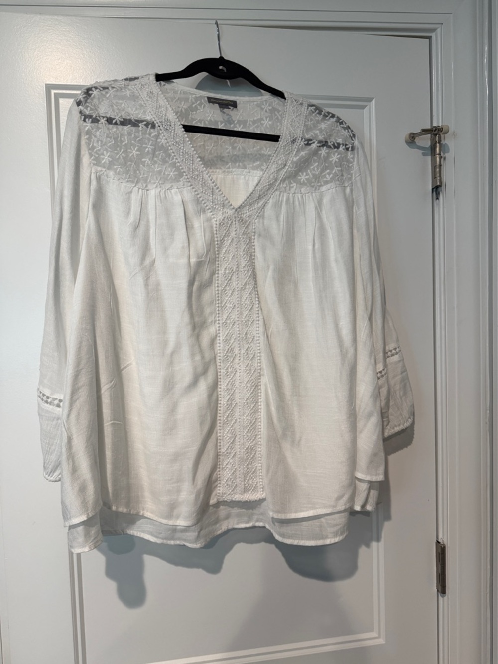 Style & Co. White Embroidered V-Neck Tunic Blouse